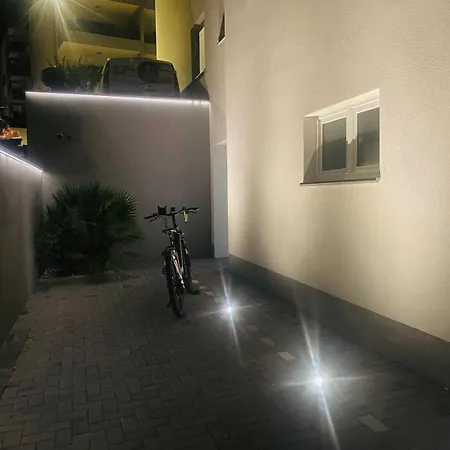 Mir Apartment *