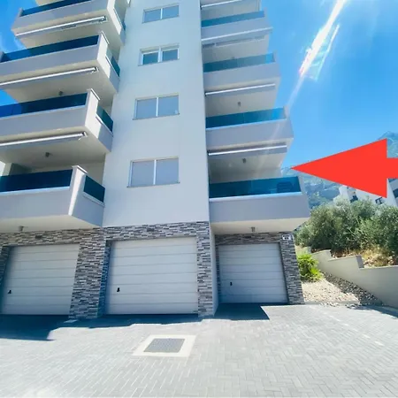 Apartment Mir Makarska